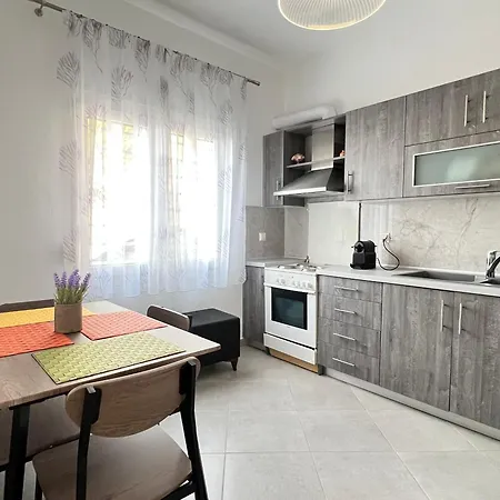 Kamares House * Kavala