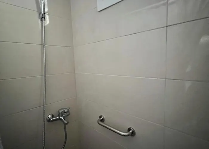Kamares House شقة