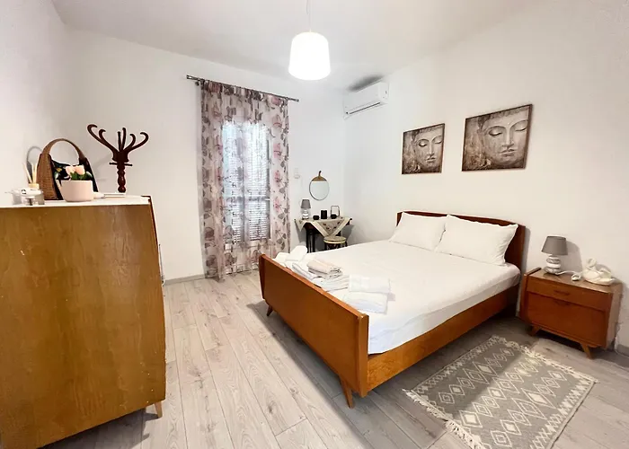 Kamares House كافالا